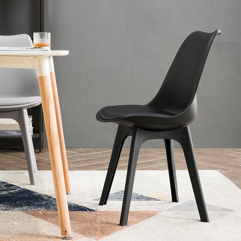 Krzesła do stosowania PP w nordyckim stylu na bankiet Gorąca sprzedaż Krzesła kawiarnie