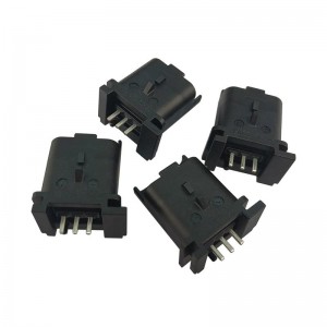 Niestandardowe złącze