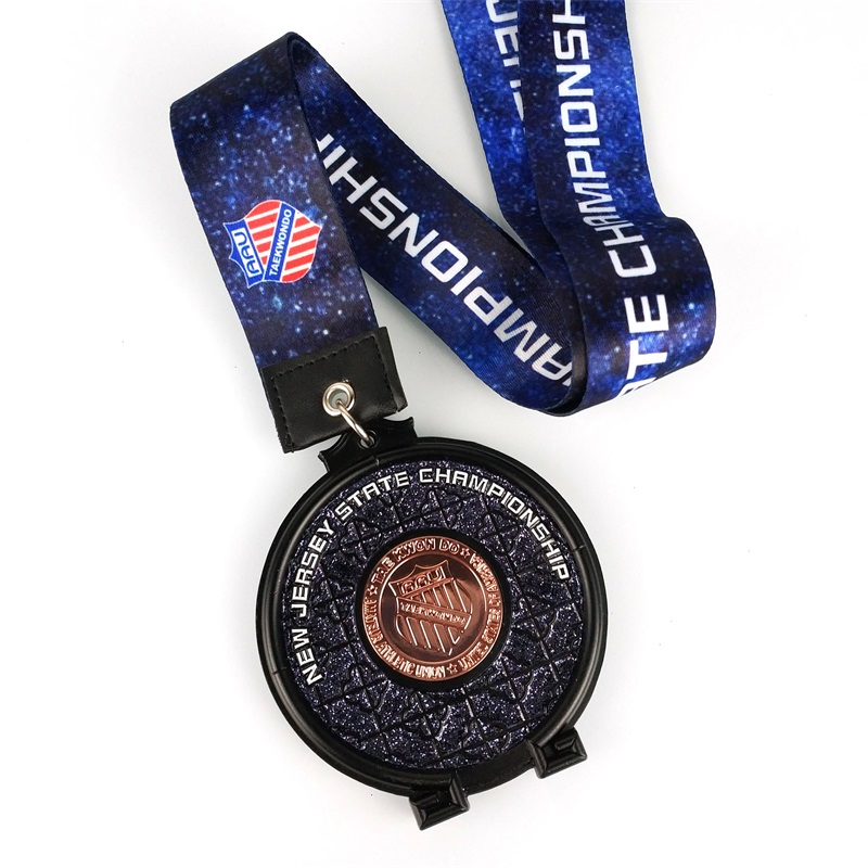 Ręcznie projektowanie wyścigowe metalowe szklane medale zabytkowe gry zimowe 2022 Medale