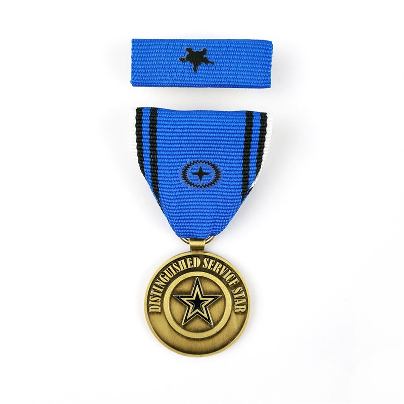 Niestandardowa wstążka medalna Metalowy Żelazny Krzyż Żołnierze Honor Commendation War Award Odznaka medalna