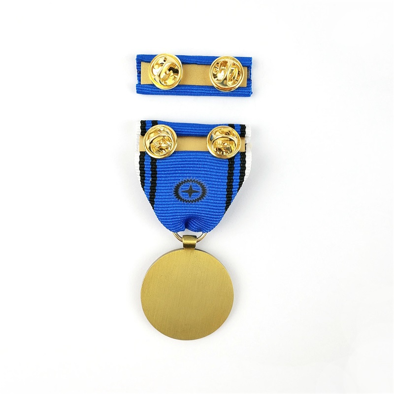 Niestandardowa wstążka medalna Metalowy Żelazny Krzyż Żołnierze Honor Commendation War Award Odznaka medalna