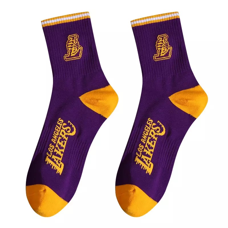 Skarpetki Men Trendy Basketball Team Custom Knit Socks Warm Fuzzy Socks