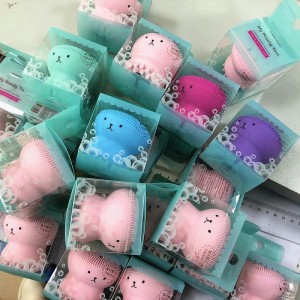 Szczotka do czyszczenia silikonowa ręczna szczotka do czyszczenia i masażer, szczotka do czyszczenia w kształcie ośmiornicy do głębokiego oczyszczania delikatnego złuszczania masaż skóry