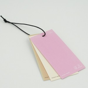 Drukowanieniestandardowe Hangtag