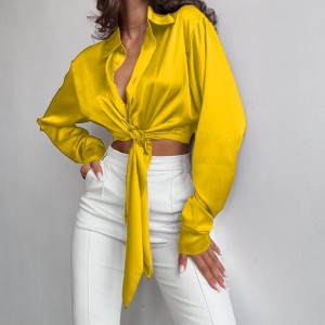 Swobodny jedwabny satynowy tekstur