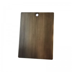 Lampa zadaniowa z wykończeniem białym i teokowym oraz a on/off rocker switch @ stacja robocza w pokoju gościnnym