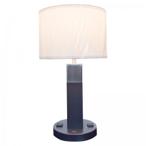 Dwa tony czarne i szczotkowanenikielowe lampa stołowa z przełącznikiem rockera ON/off i dwoma wygodnymi punktami sprzedaży w pokoju gościowym