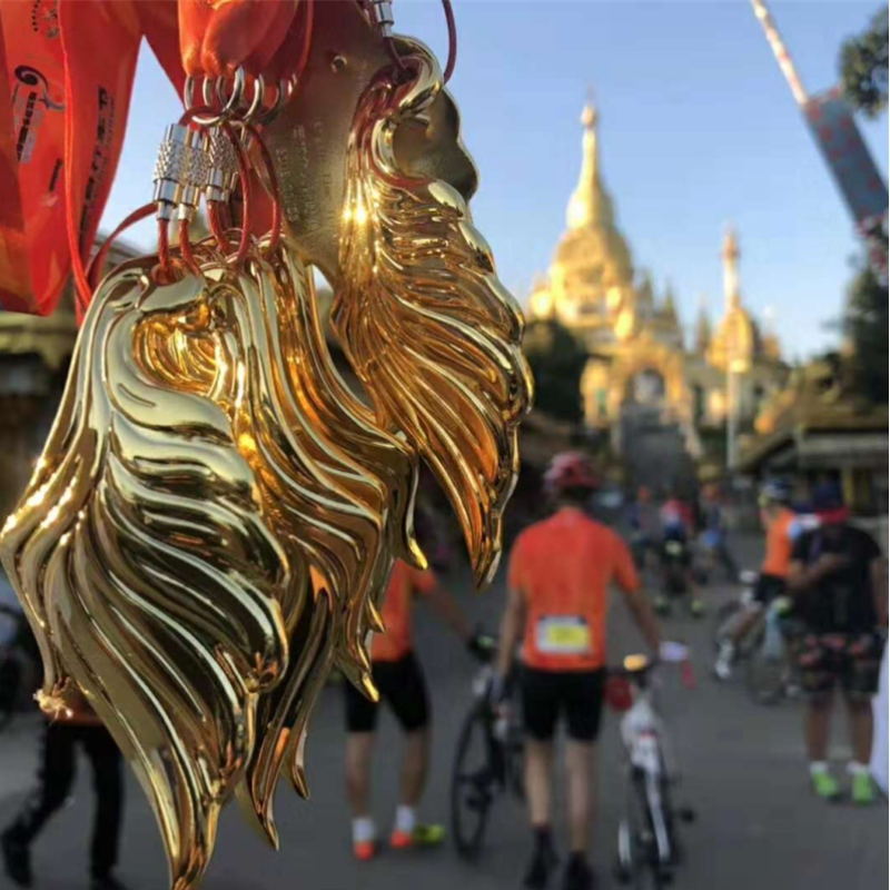 Jak produkować idealnyniestandardowy medal