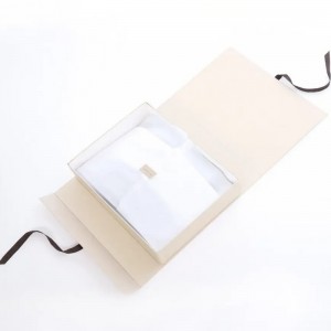 Dostosowane pudełkona książki