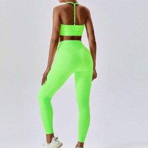 SC101610 CALTER SPORTY BRA DAMY CALTER NEC Cross Back Sport Bra For Women Logo Women Trening Sport Bra Hurtowa joga cro