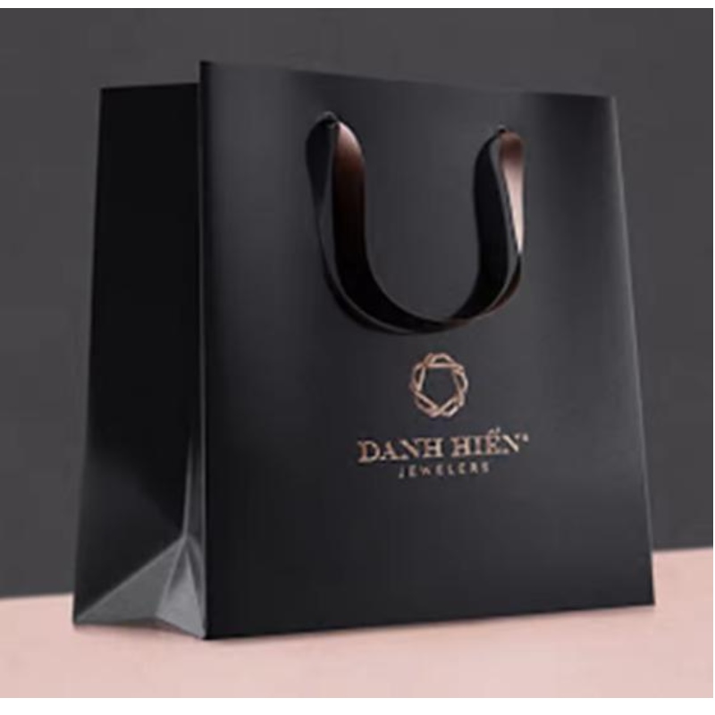 Dostosowane markowe logo luksusowy czarny papier odzież