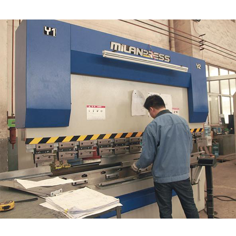 Dlaczego zginanie blachy jest uważane za jedną znajprostszych, alenajtrudniejszych umiejętności do opanowania