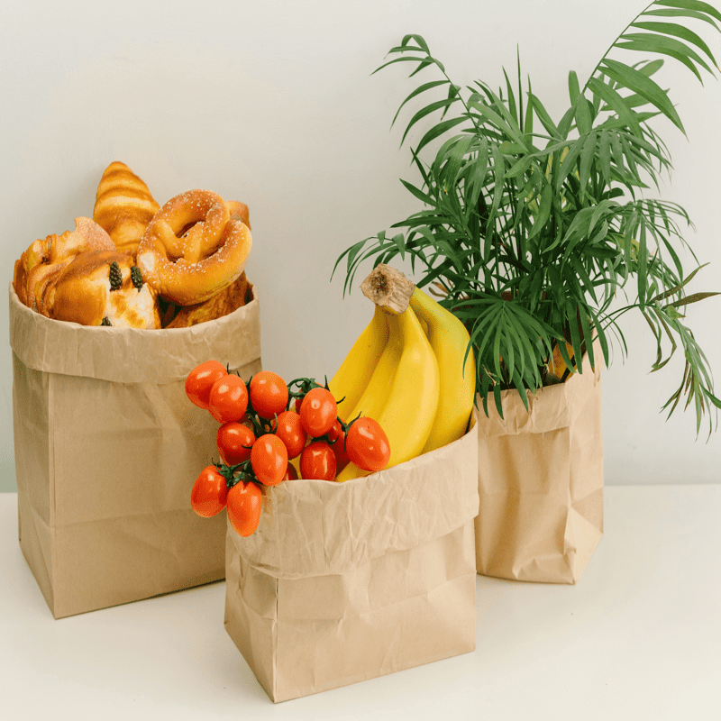 Jak dostosowane torby papierowe pomagają biznesowi ulepszyć tożsamość marki?