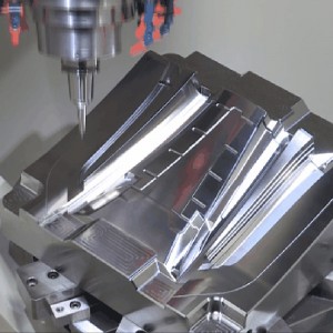 5-osiowy rdzeń pleśni CNC