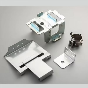 Usługa produkcjina zamówienie Czarna powłoka proszkowa Tłoczenie aluminium Gięcie Wykrawanie Części formujące do wózka golfowego