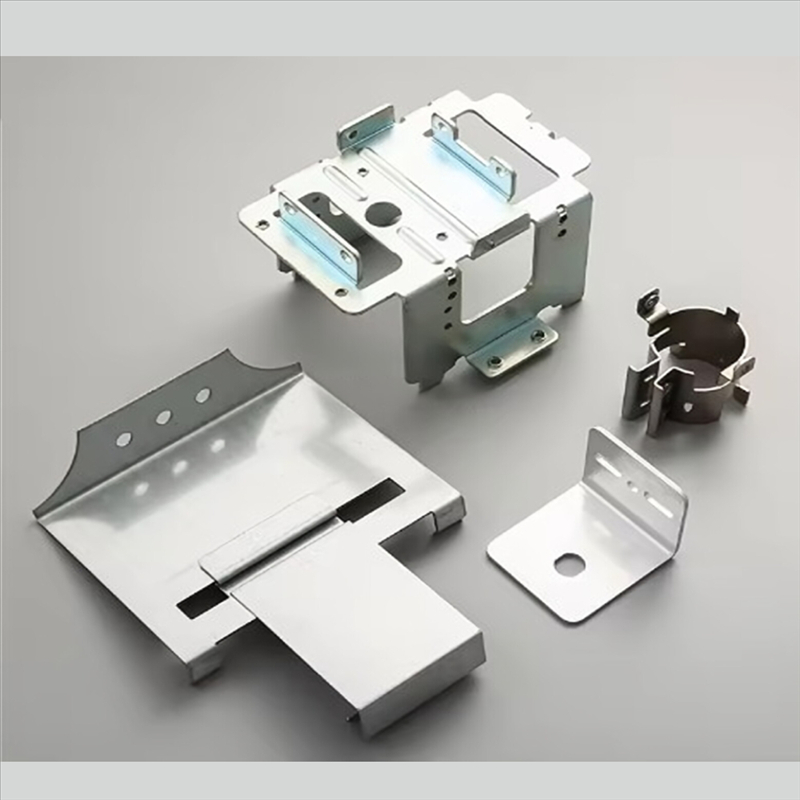 Usługa produkcjina zamówienie Czarna powłoka proszkowa Tłoczenie aluminium Gięcie Wykrawanie Części formujące do wózka golfowego