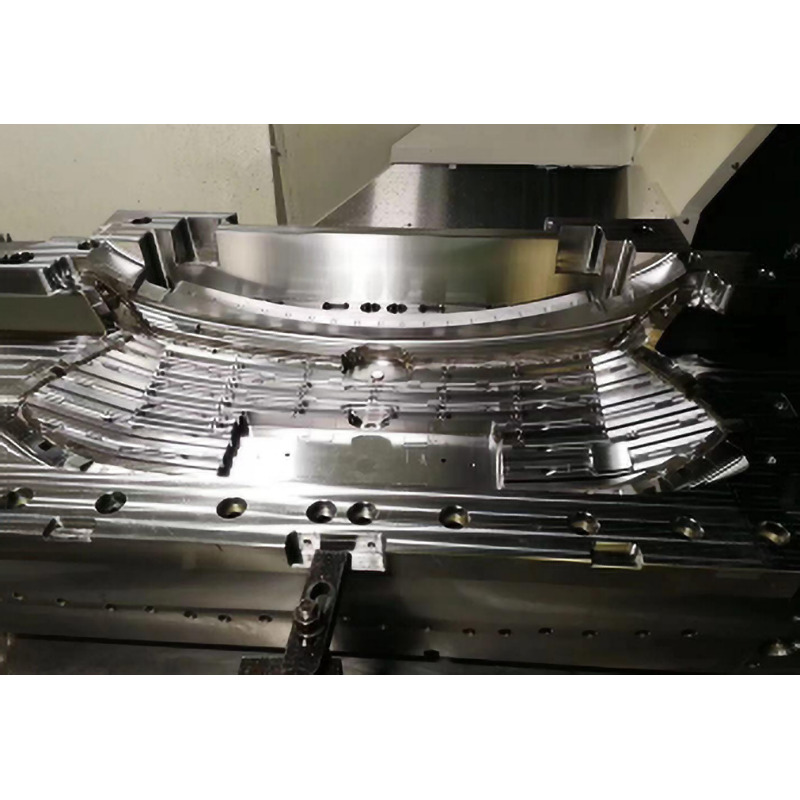 Forma do grilla samochodowego