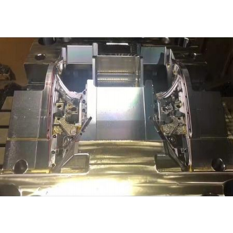 Forma światła samochodowego