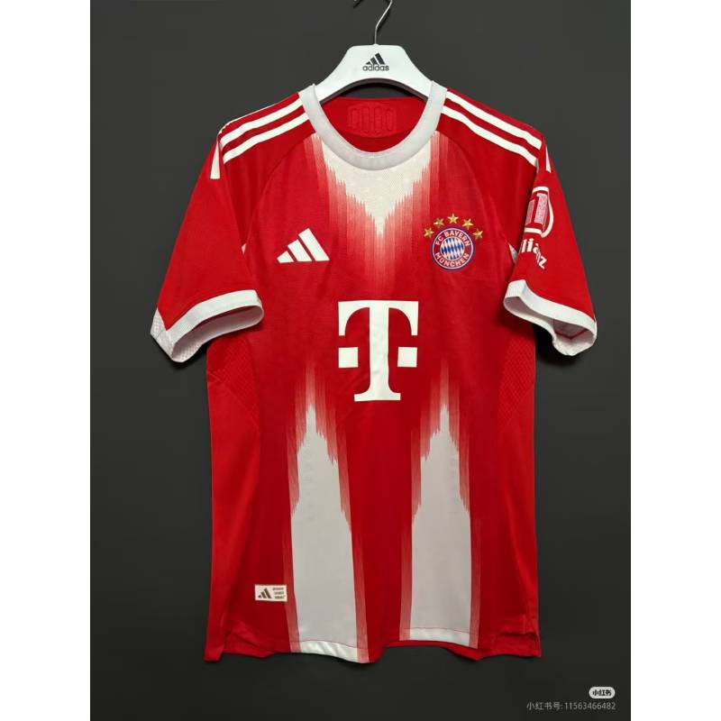 25/26 Dom Bayern Monachium