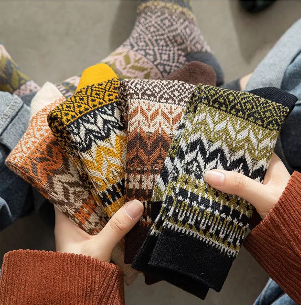 1676946116.jpg Counting my new socks.jpg